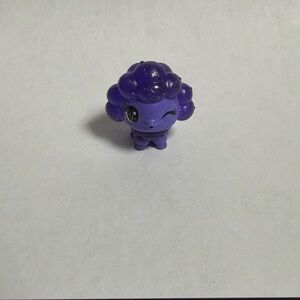 Spin Master Hatchimals Colleggtibles Season 8 Purple Bubblegum Poodledee